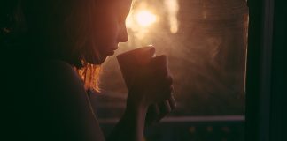 Tee trinken auf traditionelle Art und Weise – Der Samowar
