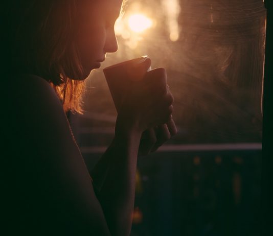 Tee trinken auf traditionelle Art und Weise – Der Samowar