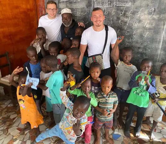 Schulen in Gambia: Warum das Land unsere Hilfe benötigt